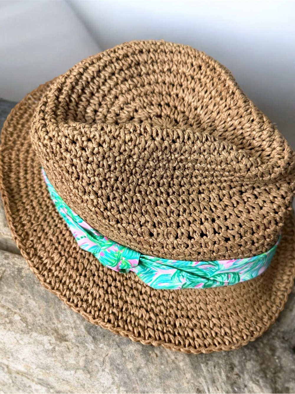 Lilly Pulitzer Tan Poolside Straw Hat Fedora with Hot Pink Trim